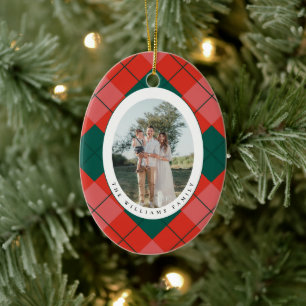Röd och grön karorad oval julfamiljefoto julgransprydnad keramik