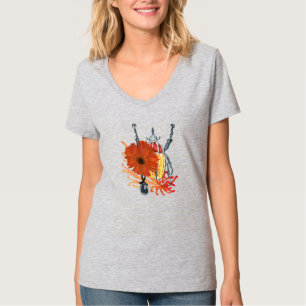 Röd och gult kryp med blommor t shirt