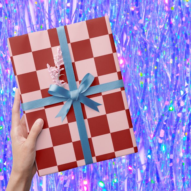 Röd och Rosa Checkerboard Presentpapper (Skapare uppladdad)