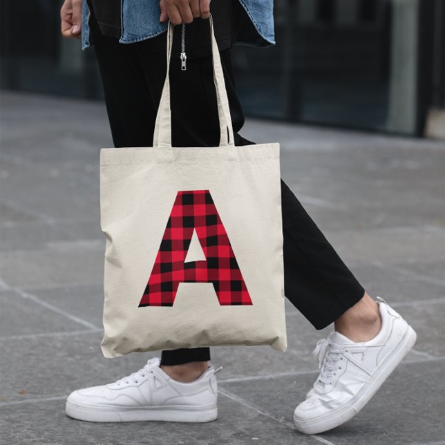 Röd och svart Buffel Plaid Fet Bokstav A Monogram Tygkasse (Red and Black Buffalo Plaid Bold Letter A Monogram Tote Bag)