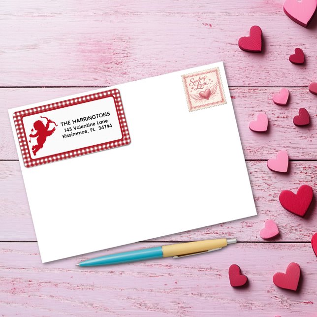 Röd och vit gingham-kontroll Valentine Cupid Adressetikett (Skapare uppladdad)