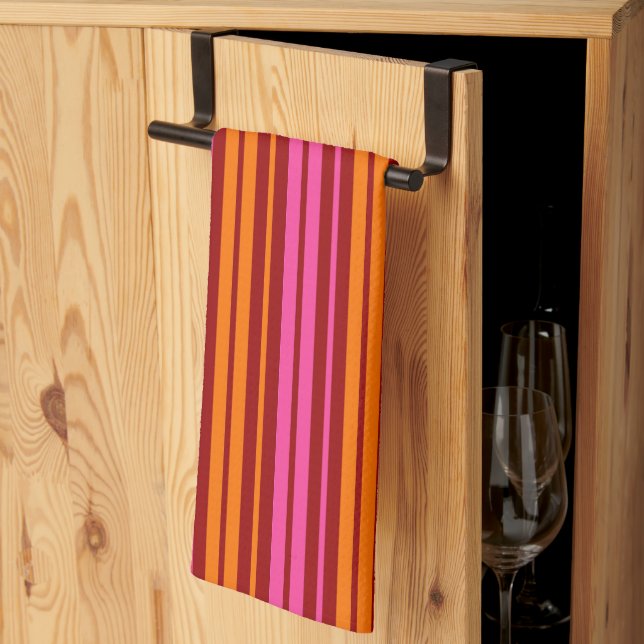 Röd Orange Rosa Vertikalt Randigt Mönster   Kökshandduk (Thirds Fold)