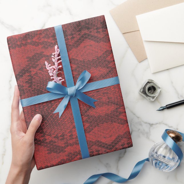 Röd Ormskinnstryck Presentpapper (Gifting)