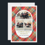 Röd Plaid Tartan Valv 3 Foto Collage Jul Julkort<br><div class="desc">Fira en mysig högtid med denna klassiska röda rutmönsterdesign med en modern valvformad 3-fotocollage och elegant serif-typografi. Personalisera enkelt med ditt familjenamn för en varm,  rustik och tidlös julhälsning som alla kommer att värdesätta.</div>