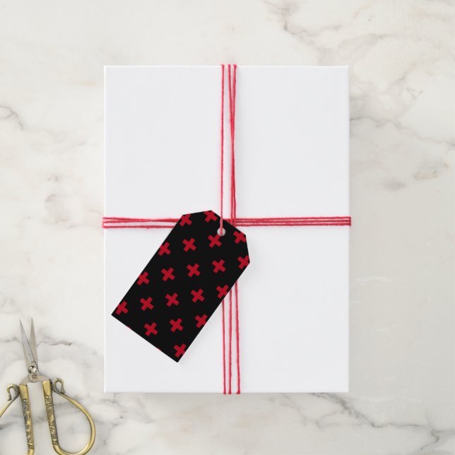 Röd polka kor på svart presentetikett (Med Snöre)