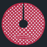 Röd   Polka White Dots Julgransmatta Borstad Polyester<br><div class="desc">Var centrum för uppmärksamheten med Polka Dot Red och visa upp din tro stil genom att lägga till färg och roligt till dina speciella brunchor! Anpassa den! ©Mia Valdez</div>