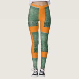 Röd räv på gräs vid parken Upprepat mönster Leggings