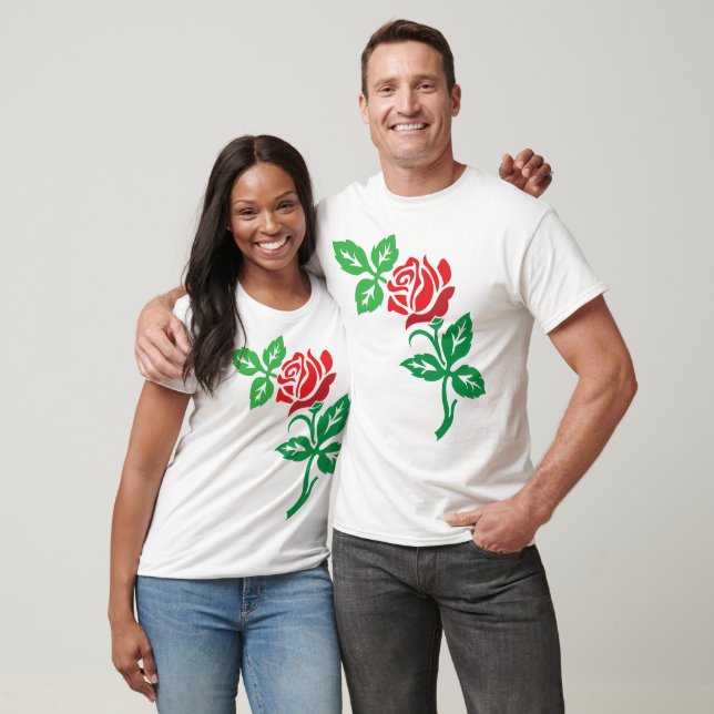 Röd Ros Blom Design – Klassisk Blommig Skönhet T Shirt (Unisex)