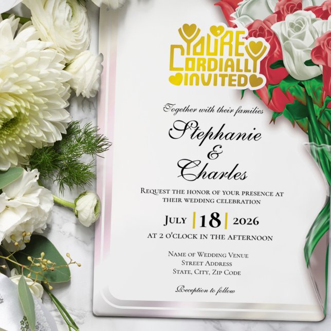 Röd ros bröllopsinbjudan - Förgylld text 4 Inbjudningar (Red and White roses in vase wedding invite design with gold heading)