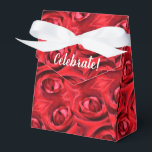 Röd ros Gift-ruta Presentaskar<br><div class="desc">röd ros med vit "Celebrate"-bakgrund</div>