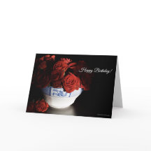 Röd ros i blått och vitt födelsedagskort