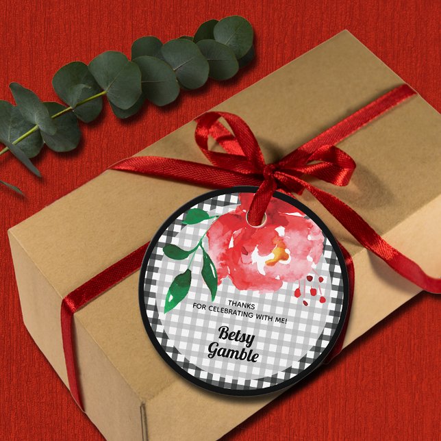 Röd ros på svart-vit gingham bröllopsdusch gåvor etiketter (Watercolor red rose on black and white gingham bridal shower round favor tags)