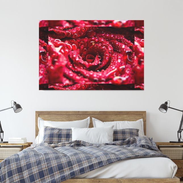 Röd ros topp med vattendroppar Premium Wrapped Canvastryck (Insitu (sovrum))