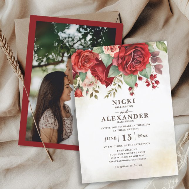 Röd ros Vintage Blommigt Botaniskt foto Bröllop Inbjudningar (Elegant red roses photo wedding invitation)