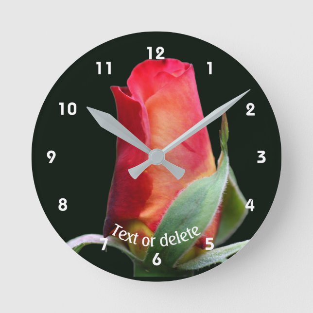Röd rosbukettblomma personlig rund klocka (Framsida)