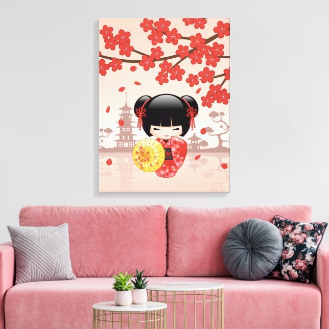 Röd Sakura Kokeshi-docka - Japansk geisha Canvastryck (Insitu (Vardagsrum))