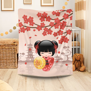 Röd Sakura Kokeshi-docka - Japansk geisha Fleecefilt