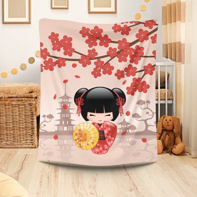 Röd Sakura Kokeshi-docka - Japansk geisha Fleecefilt (Skapare uppladdad)