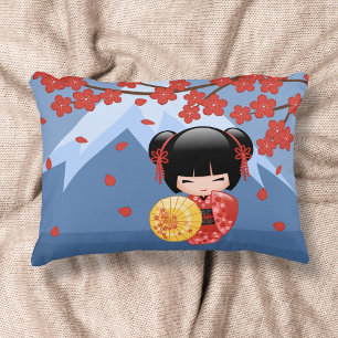 Röd Sakura Kokeshi-docka - Japansk geisha Prydnadskudde
