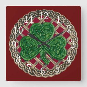 Röd Shamrock och keltiska knoppar Fyrkantig Klocka
