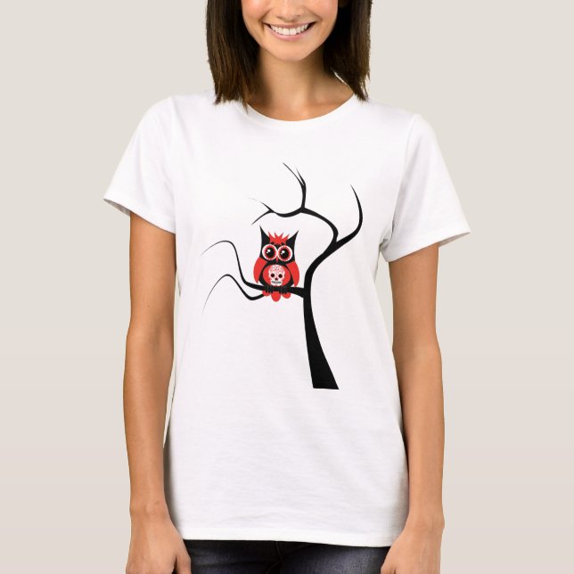 Röd sockerskalleuggla i Tree.png Tee (Framsida)