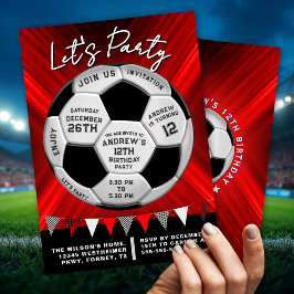 Röd sportig fotbollsfödelsedagspresent för pojkar inbjudningar