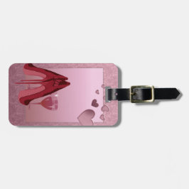 Röd stilett och rosa hjärtor bagagebricka