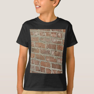 Röd tegelstenvägg för optisk illusion t-shirt