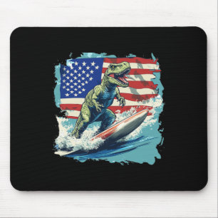 Röd Vit Blå Dinosaurie Surfing För Patriotiska Jur Musmatta