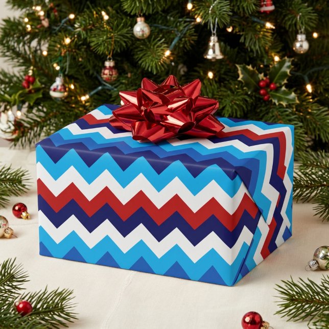 Röd Vit Blå Feta Sicksackmönstrade Presentpapper (Bold Red White Blue Chevrons Wrapping Paper)