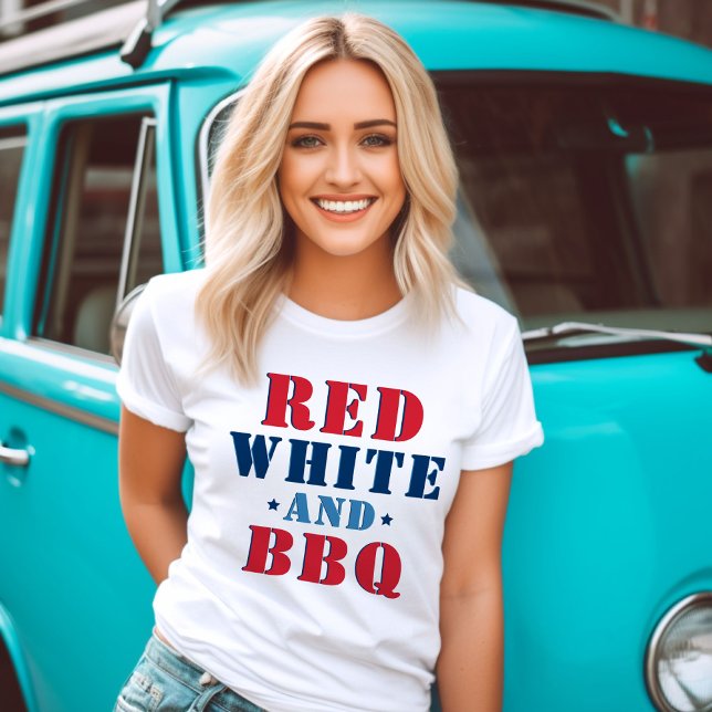 Röd Vit och BBQ 4:e Juli Citat T-shirt I Triblend-tyg (Skapare uppladdad)