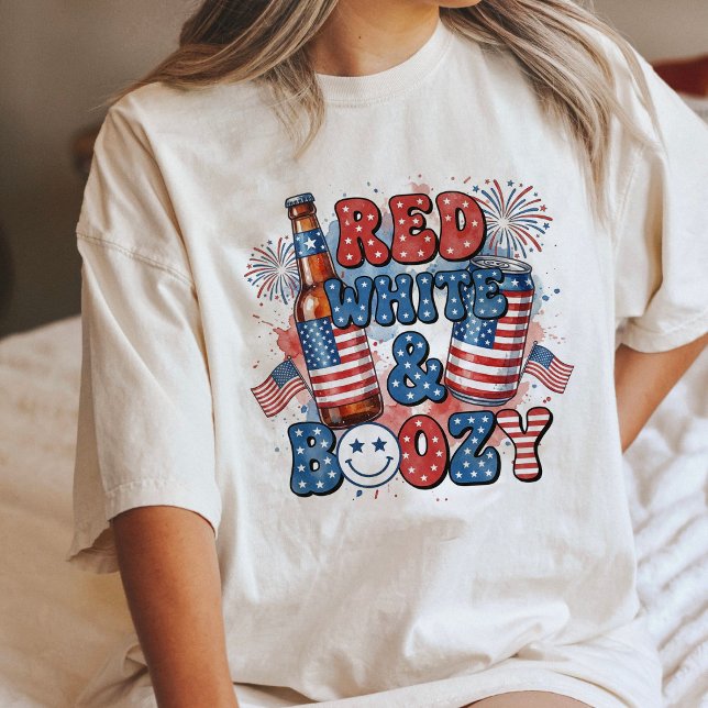 Röd Vit Och Berusad 4:e Juli Dryck T Shirt (Skapare uppladdad)