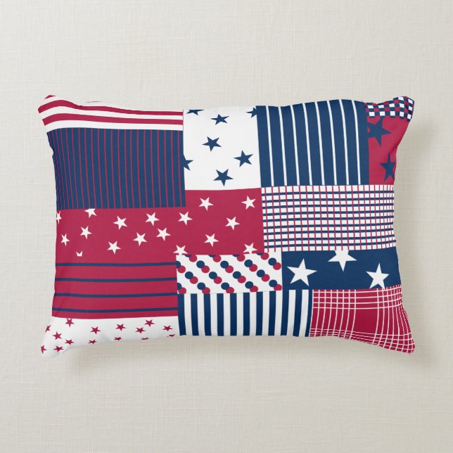 Röd, vit och blå prydnadskudde (Framsidan)