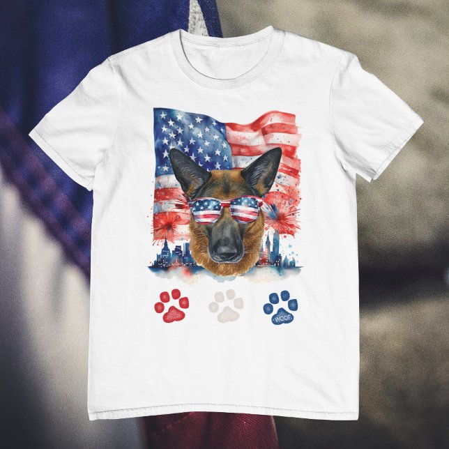 Röd Vit och Blå Tysk Shepherd Hund 4:e Juli T Shirt (Skapare uppladdad)