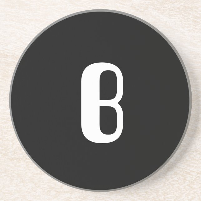 Röd & vitkontrollmonogram "för B", på vit Underlägg Sandsten (Framsidan)