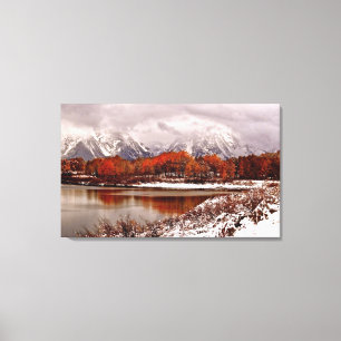 Röda aspen reflektioner efter första vinterstormen canvastryck