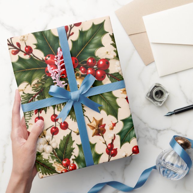 Röda bär, gröna blad och kottar Mönster Presentpapper (Gifting)