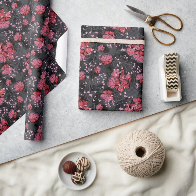 Röda blommor på svart-grått-bakgrund. presentpapper (Hantverk)