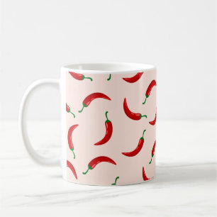 Röda chilipaprika på ljusa färgader kaffemugg