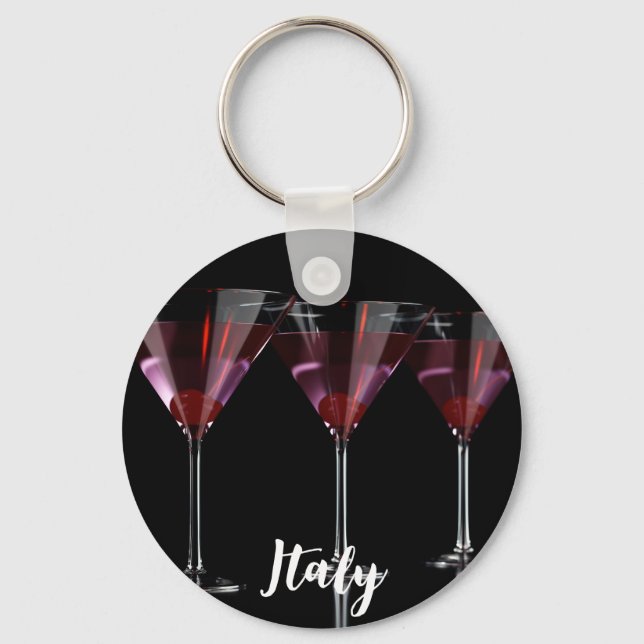 Röda cocktails i martinistiskt glas med körsbär nyckelring (Framsida)