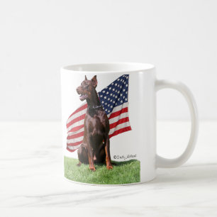 Röda Dobermann och flagga Kaffemugg