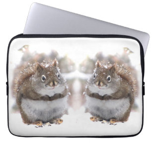 Röda ekorrar i Snö Laptop Sleeve
