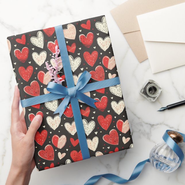 Röda & Elfenbensfärgade Hjärtan på Svart Presentpapper (Gifting)