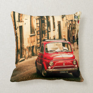 Röda Fiat 500 i italien, klassikerbil dämpar Kudde