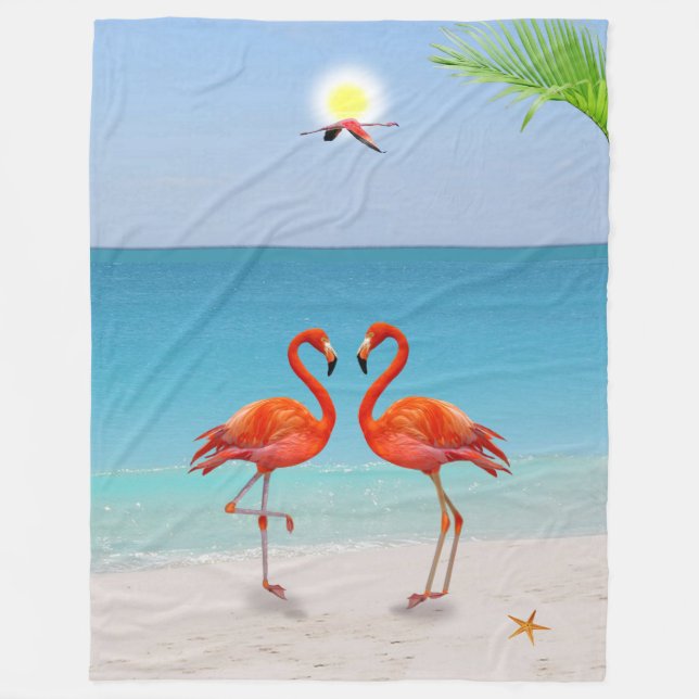 Röda flamingopar och palmlöv på stranden fleecefilt (Framsidan)