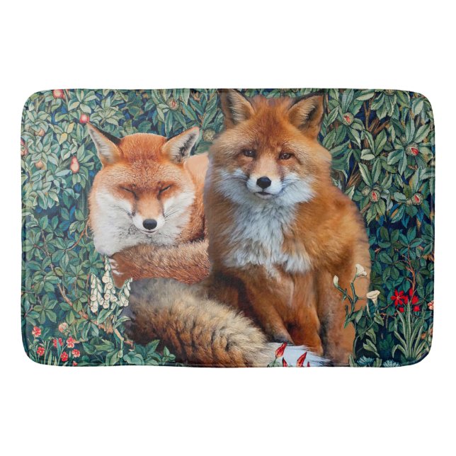 RÖDA FOXER BLAND GRÖN, FOLIE OCH BLOMMOR BADRUMSMATTA (Framsidan)