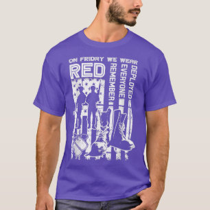 Röda Fredag-militären vid Fredag Vi Bära Red Ve T Shirt