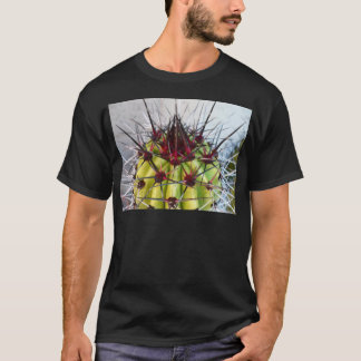 Röda inbindningsprodukter t shirt