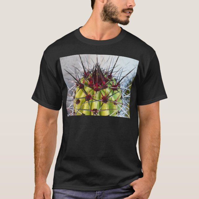 Röda inbindningsprodukter t shirt (Framsida)