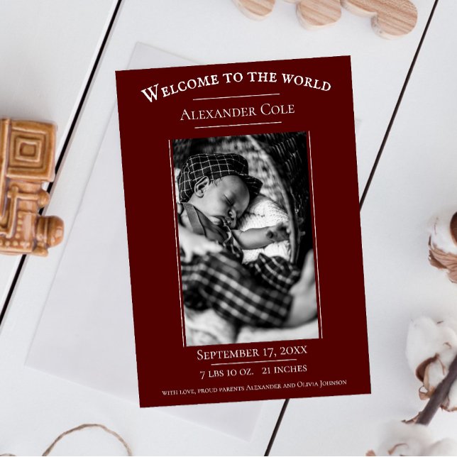 Röda minimalistiska meddelanden om fotofödelse (Red Minimalist Photo Birth Announcement)